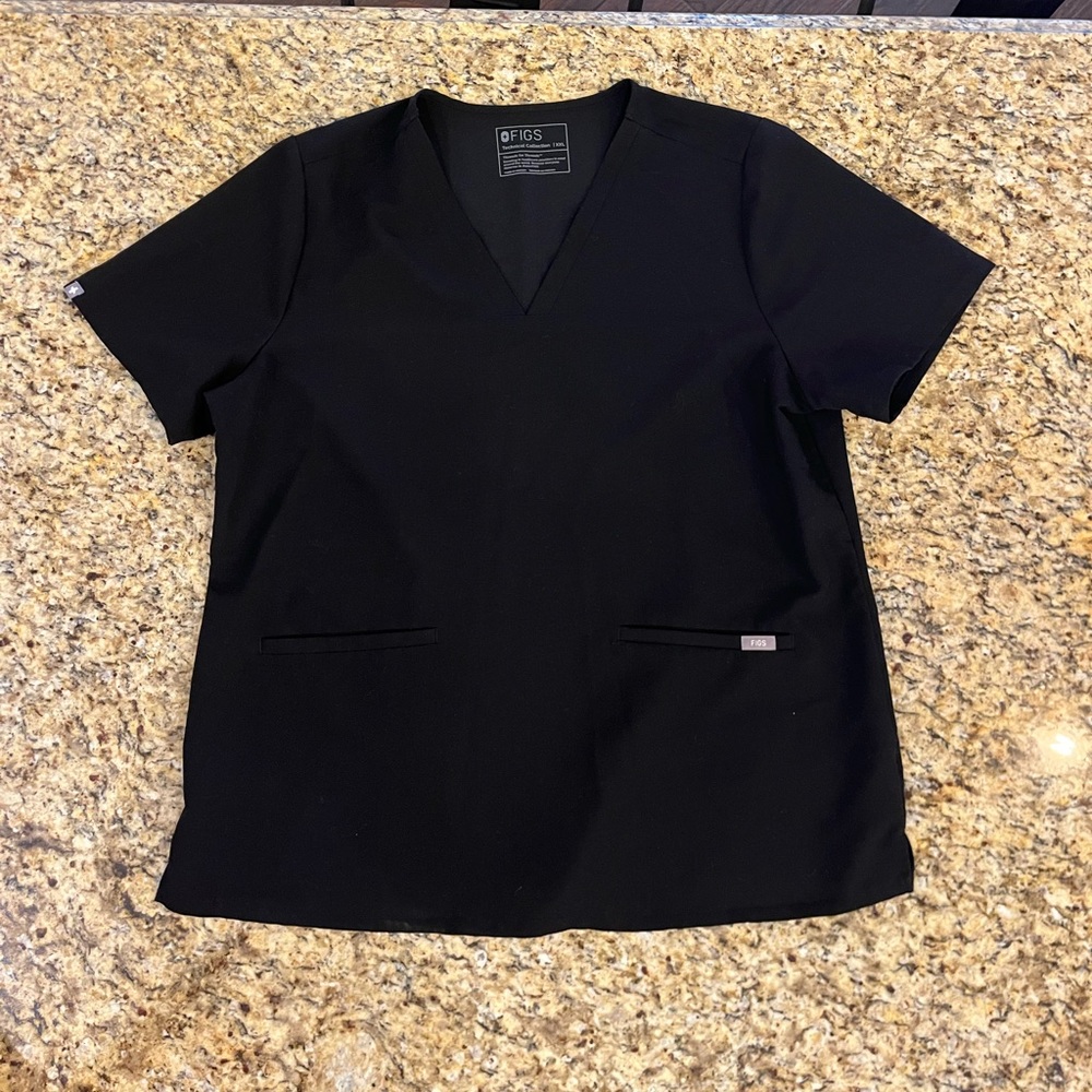 Black Figs Scrub Top Size XXL!